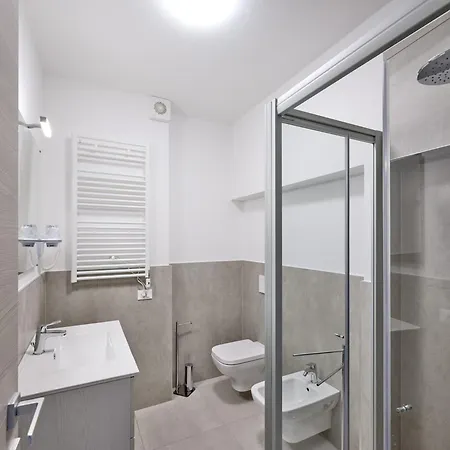Apartment On Garda